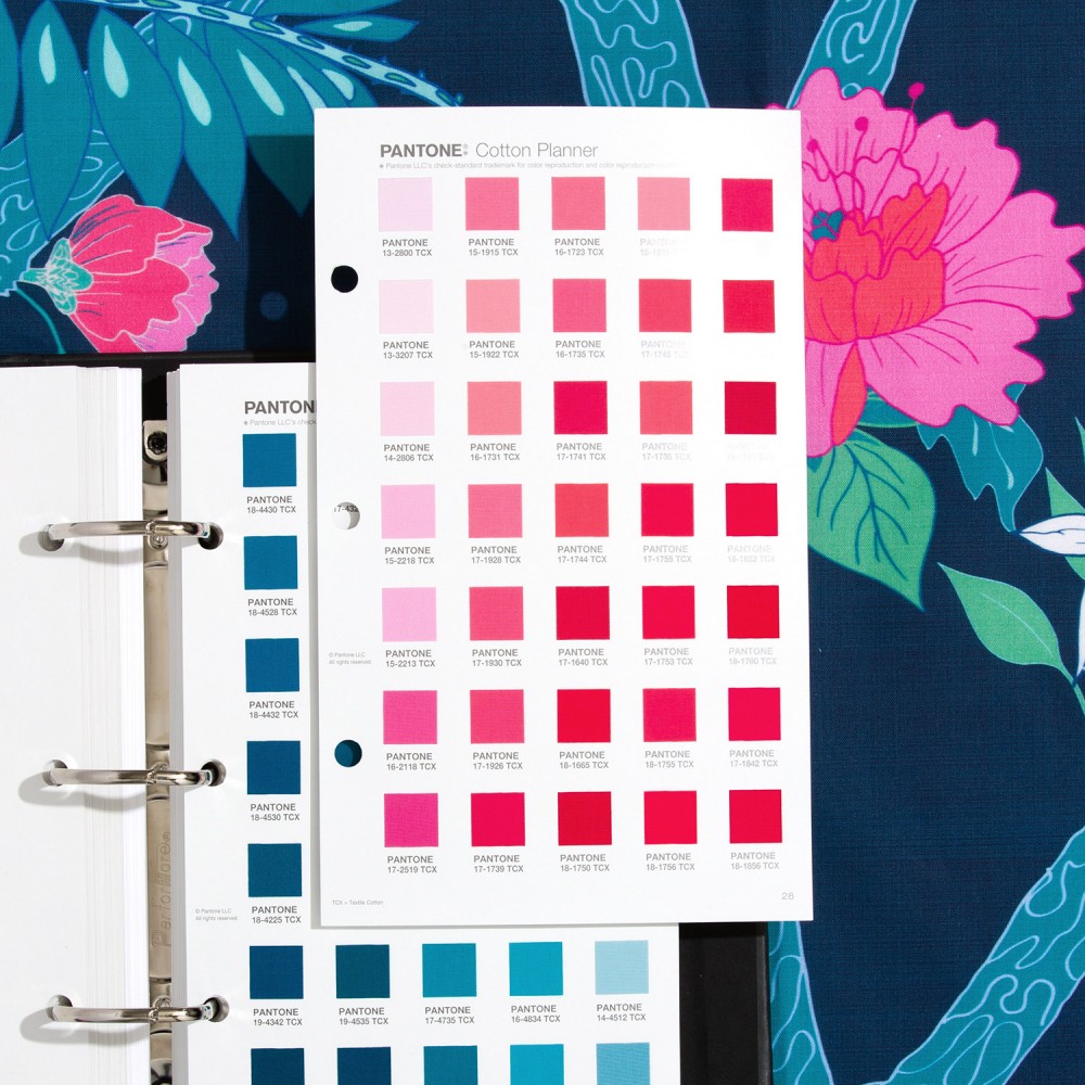 Pantone Fashion Home And Interiors Cotton Planner Tcx Book